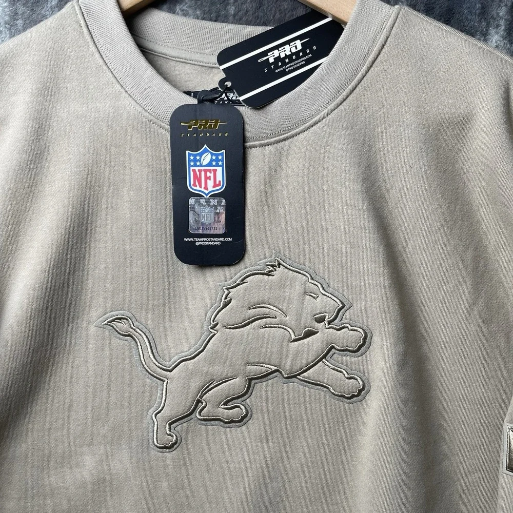 Detroit Lions NFL Pro Standard Taupe Size S Brand New Tags Embroidered Logo